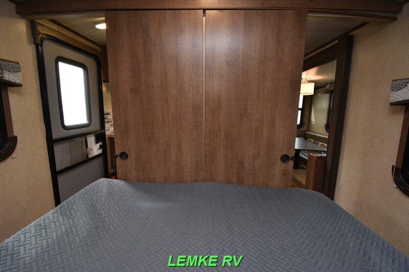 2017 Cruiser RV Fun Finder Xtreme Lite 242BDS   - Photo 23 - Rocklin, CA 95677