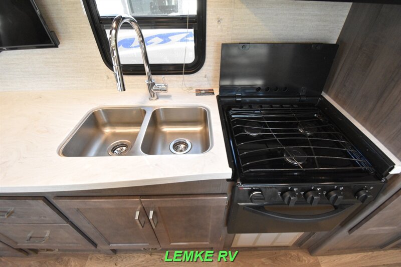 2021 Winnebago Spirit 31K   - Photo 30 - Rocklin, CA 95677