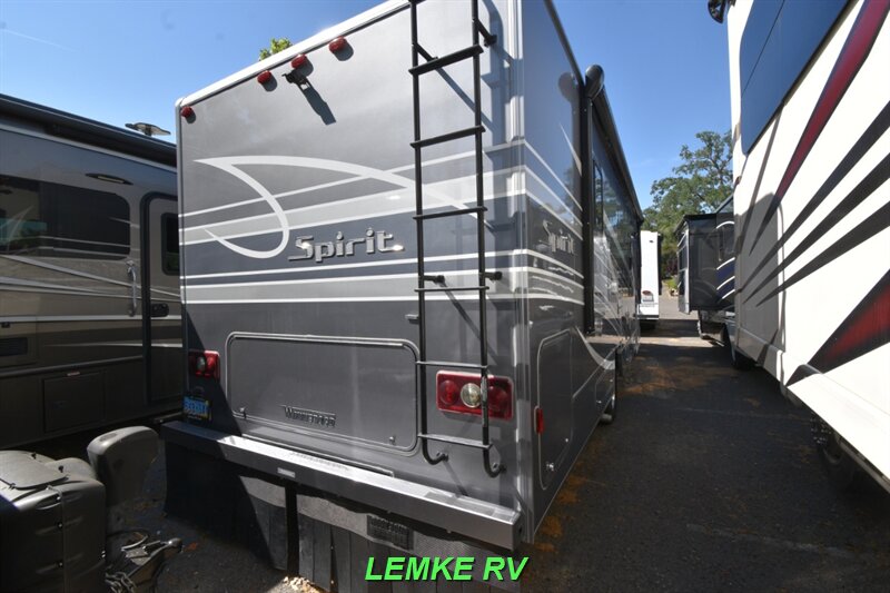 2021 Winnebago Spirit 31K   - Photo 8 - Rocklin, CA 95677