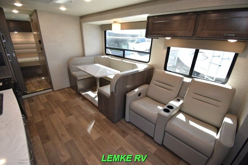 2021 Winnebago Spirit 31K   - Photo 10 - Rocklin, CA 95677