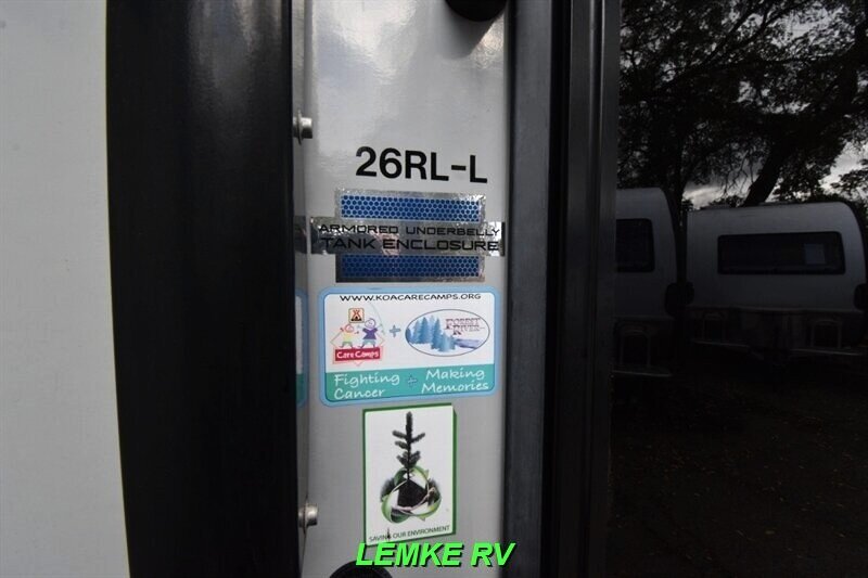 2021 Forest River Cherokee Alpha Wolf 26RL-L   - Photo 8 - Rocklin, CA 95677