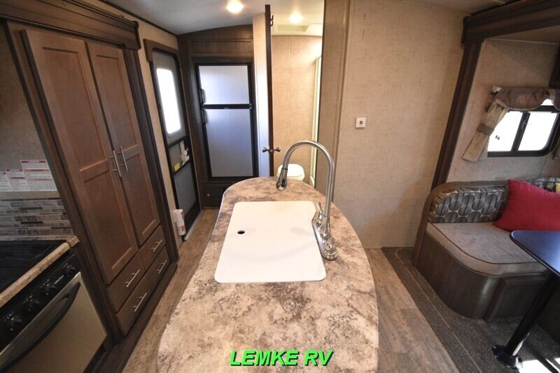 2016 Forest River Surveyor 226RBDS   - Photo 5 - Rocklin, CA 95677