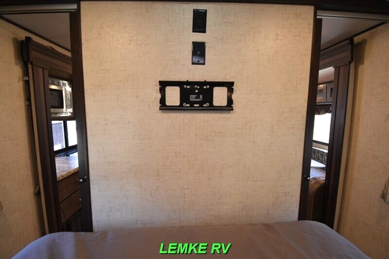 2016 Forest River Surveyor 226RBDS   - Photo 18 - Rocklin, CA 95677