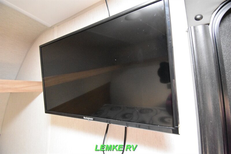 2024 Forest River Cherokee Wolf Den 16EV   - Photo 24 - Rocklin, CA 95677