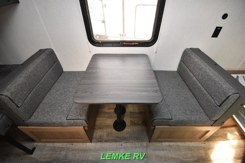 2024 Forest River Cherokee Wolf Den 16EV   - Photo 21 - Rocklin, CA 95677