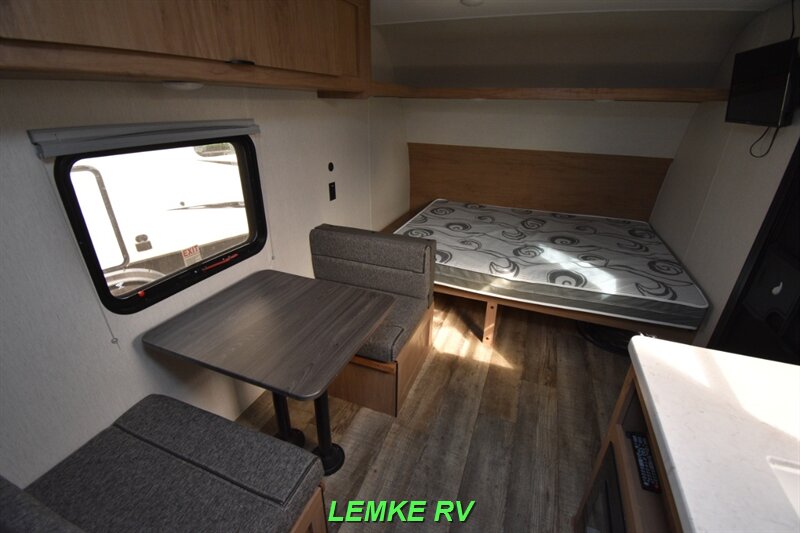 2024 Forest River Cherokee Wolf Den 16EV   - Photo 15 - Rocklin, CA 95677