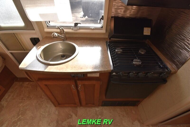 2014 Lance 1575   - Photo 22 - Rocklin, CA 95677