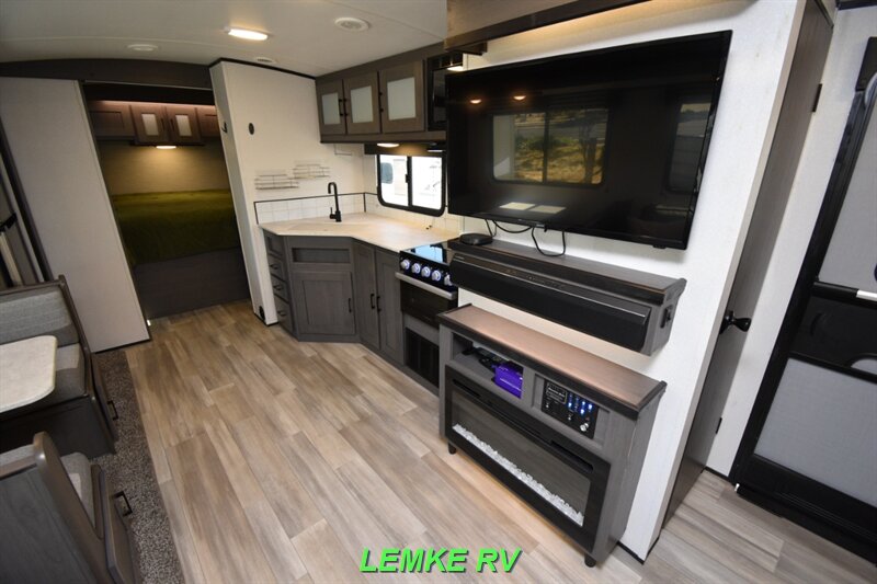 2021 Cruiser RV MPG 2860BH   - Photo 13 - Rocklin, CA 95677