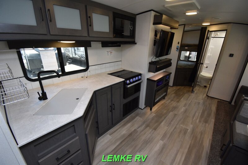 2021 Cruiser RV MPG 2860BH   - Photo 15 - Rocklin, CA 95677