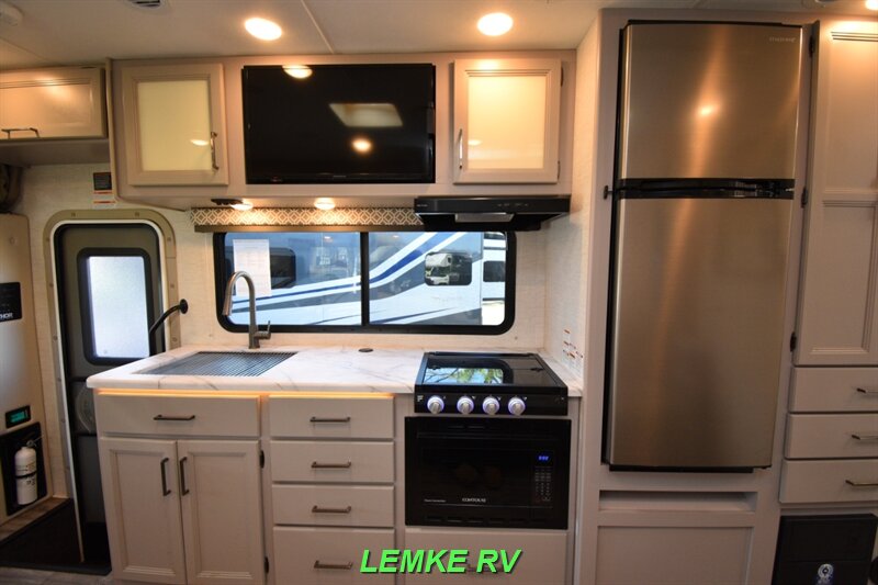 2024 Thor Coleman 24CL   - Photo 14 - Rocklin, CA 95677