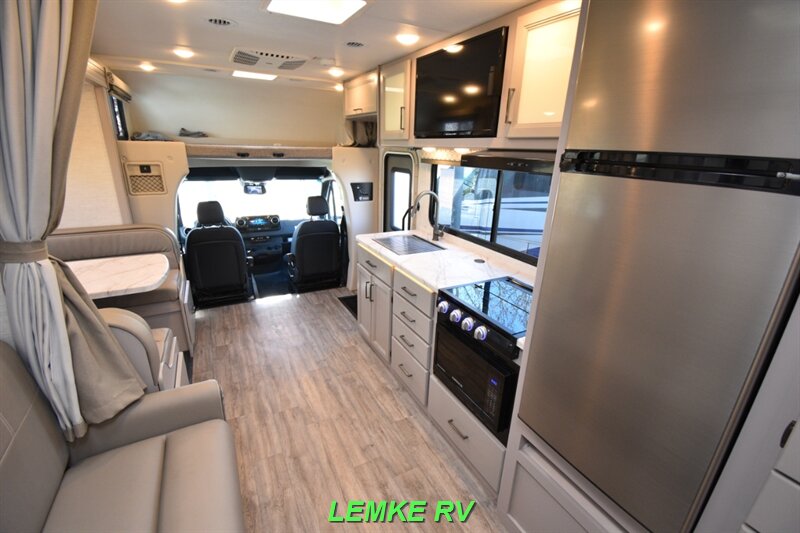 2024 Thor Coleman 24CL   - Photo 18 - Rocklin, CA 95677