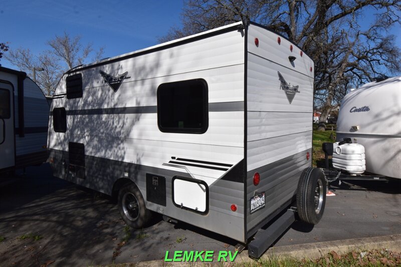 2022 Riverside RV Retro 165   - Photo 6 - Rocklin, CA 95677