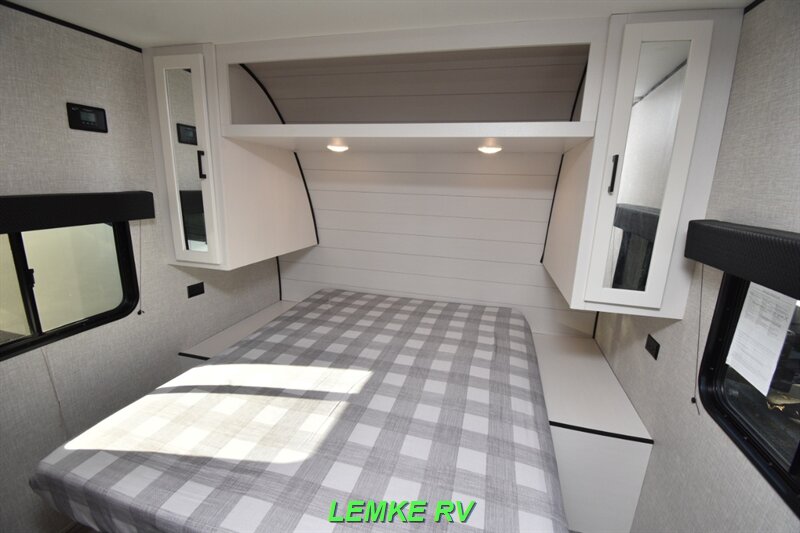 2024 Jayco Jay Flight SLX 260BHW   - Photo 21 - Rocklin, CA 95677