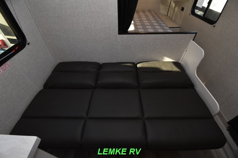 2024 Jayco Jay Flight SLX 260BHW   - Photo 18 - Rocklin, CA 95677