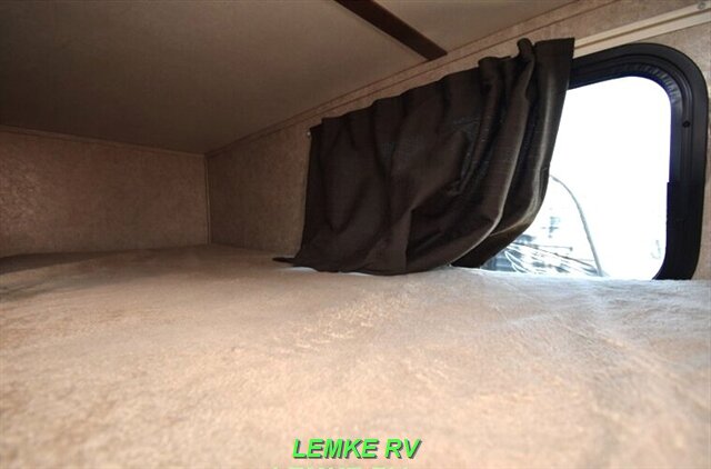 2016 Jayco Jay Feather 19BH   - Photo 18 - Rocklin, CA 95677