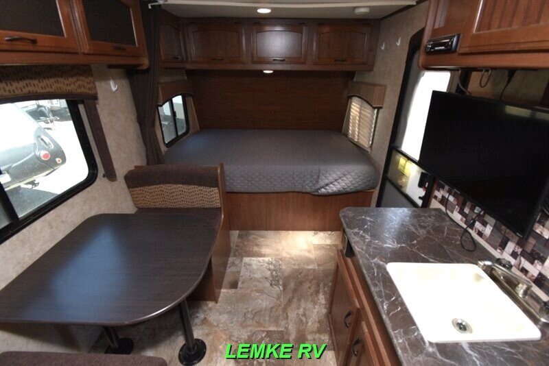 2016 Jayco Jay Feather 19BH   - Photo 5 - Rocklin, CA 95677
