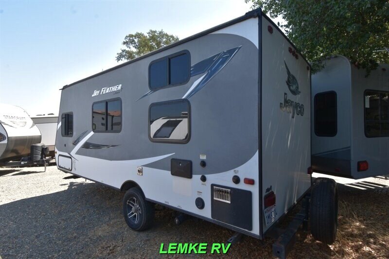 2016 Jayco Jay Feather 19BH   - Photo 7 - Rocklin, CA 95677