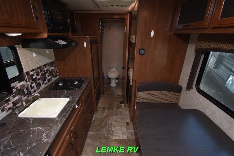 2016 Jayco Jay Feather 19BH   - Photo 2 - Rocklin, CA 95677