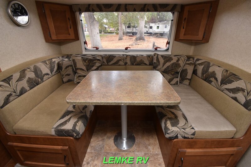 2017 Lance 1575   - Photo 13 - Rocklin, CA 95677