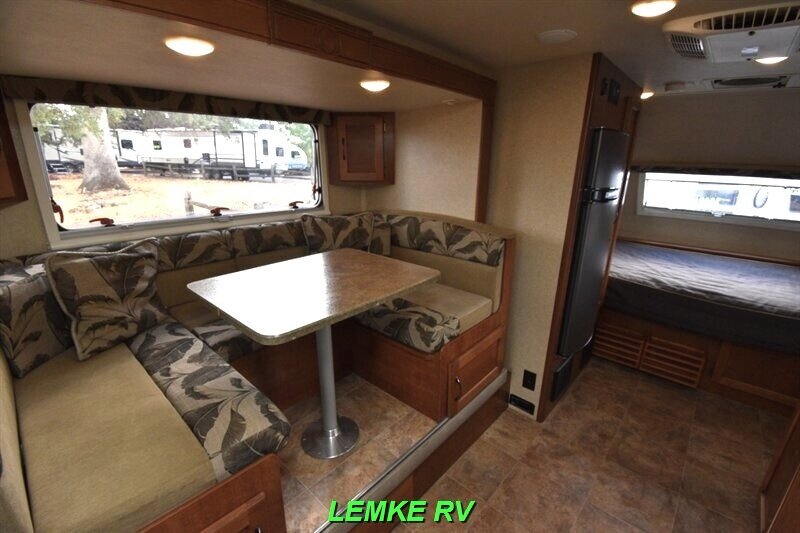 2017 Lance 1575   - Photo 17 - Rocklin, CA 95677