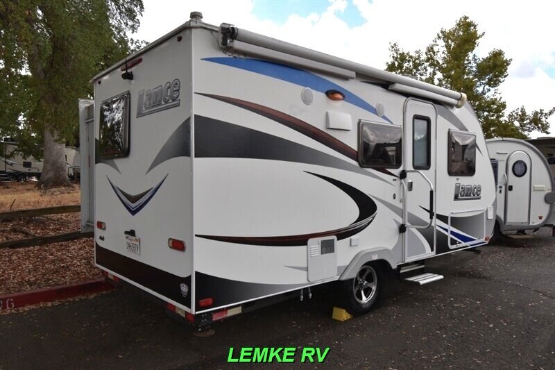 2017 Lance 1575   - Photo 8 - Rocklin, CA 95677