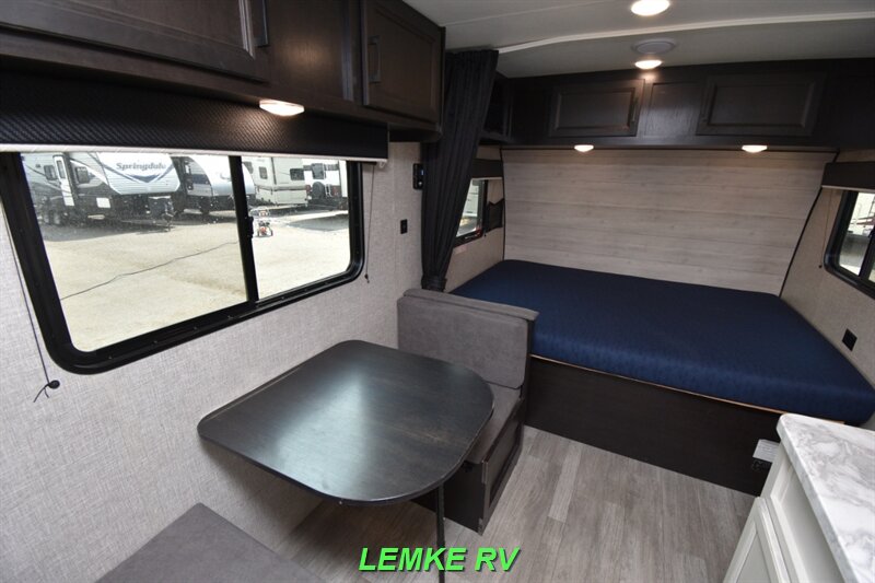 2023 Jayco Jay Flight SLX 174BH   - Photo 13 - Rocklin, CA 95677