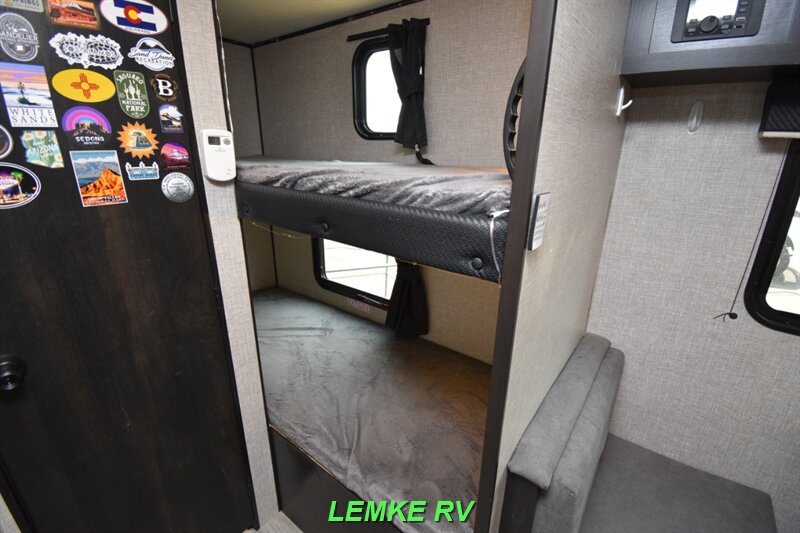 2023 Jayco Jay Flight SLX 174BH   - Photo 16 - Rocklin, CA 95677