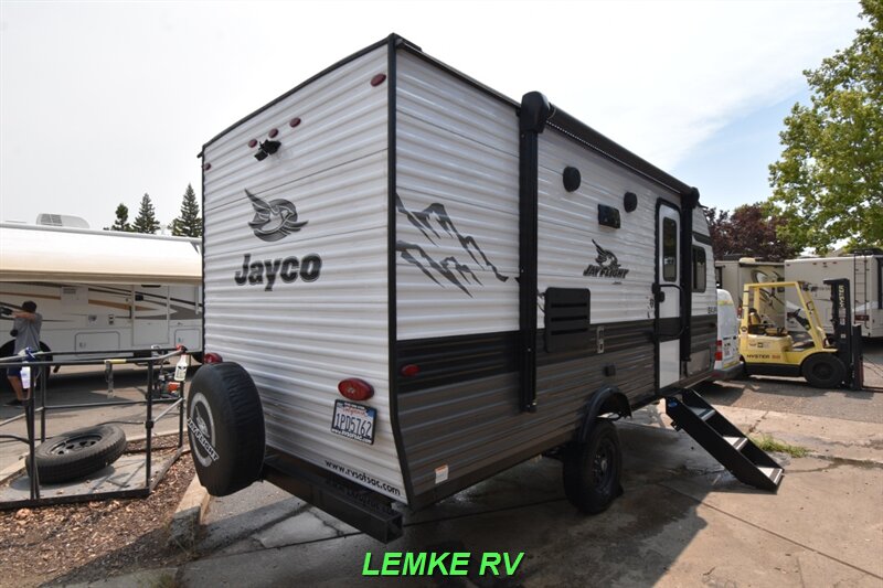 2023 Jayco Jay Flight SLX 174BH   - Photo 8 - Rocklin, CA 95677