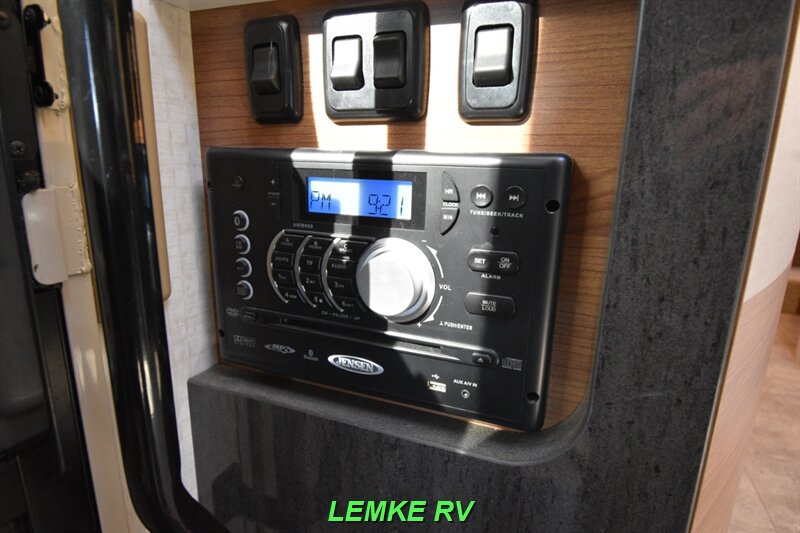 2015 Itasca Navion 24G   - Photo 26 - Rocklin, CA 95677