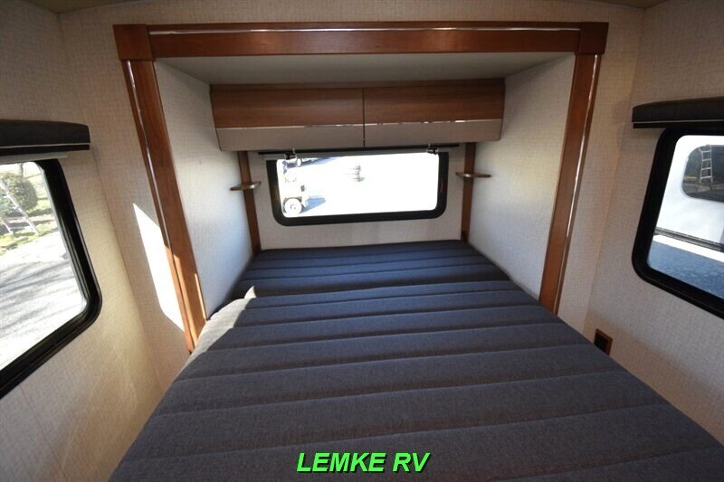 2015 Itasca Navion 24G   - Photo 17 - Rocklin, CA 95677