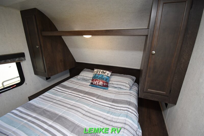 2019 Starcraft Autumn Ridge 26BHS   - Photo 17 - Rocklin, CA 95677