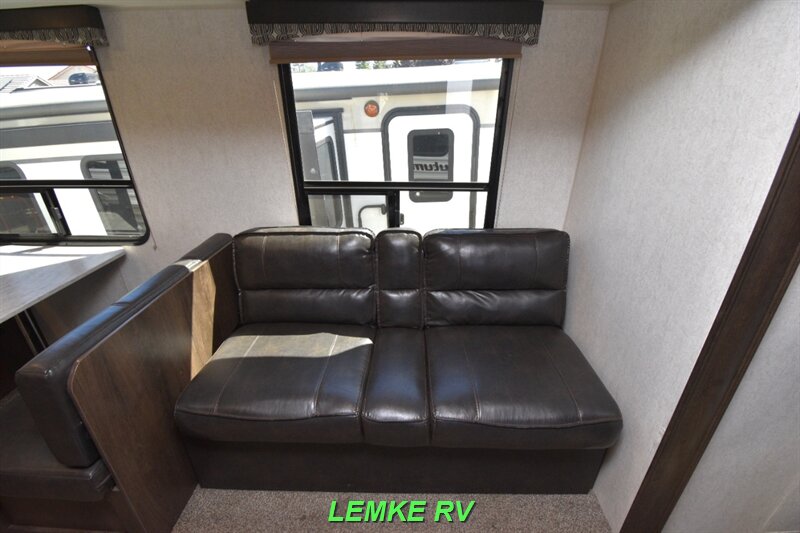 2019 Starcraft Autumn Ridge 26BHS   - Photo 22 - Rocklin, CA 95677