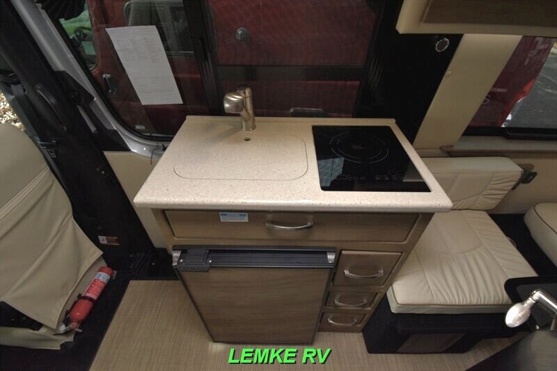 2023 Midwest Automotive Design Passage 144 FD2   - Photo 21 - Rocklin, CA 95677