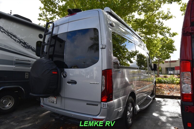 2023 Midwest Automotive Design Passage 144 FD2   - Photo 9 - Rocklin, CA 95677