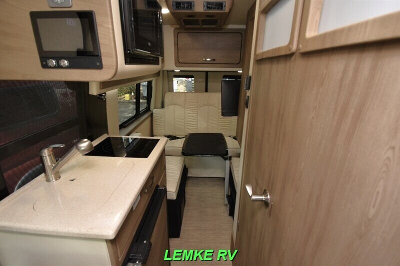 2023 Midwest Automotive Design Passage 144 FD2   - Photo 2 - Rocklin, CA 95677