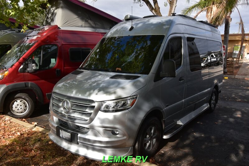 2023 Midwest Automotive Design Passage 144 FD2   - Photo 6 - Rocklin, CA 95677