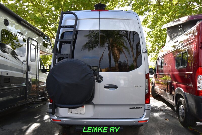 2023 Midwest Automotive Design Passage 144 FD2   - Photo 8 - Rocklin, CA 95677