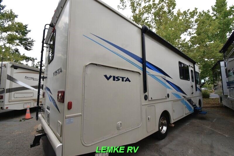 2019 Winnebago Vista 29VE   - Photo 8 - Rocklin, CA 95677