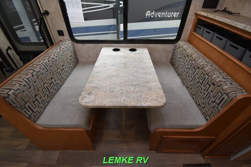 2019 Winnebago Vista 29VE   - Photo 23 - Rocklin, CA 95677