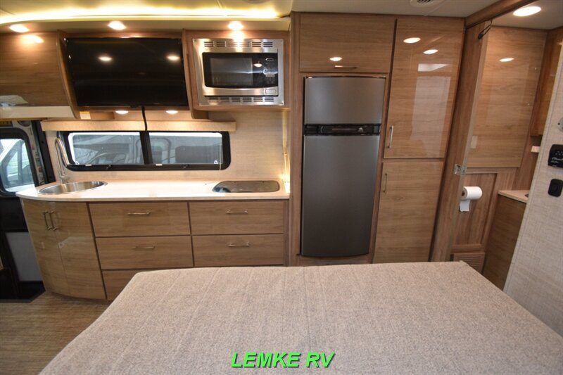 2020 Entegra Qwest 24R   - Photo 19 - Rocklin, CA 95677