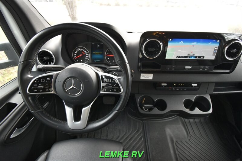 2020 Entegra Qwest 24R   - Photo 9 - Rocklin, CA 95677