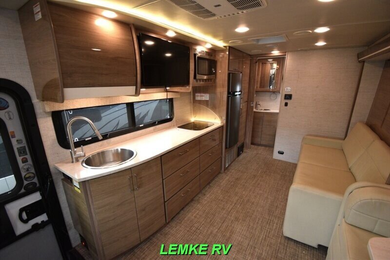 2020 Entegra Qwest 24R   - Photo 13 - Rocklin, CA 95677