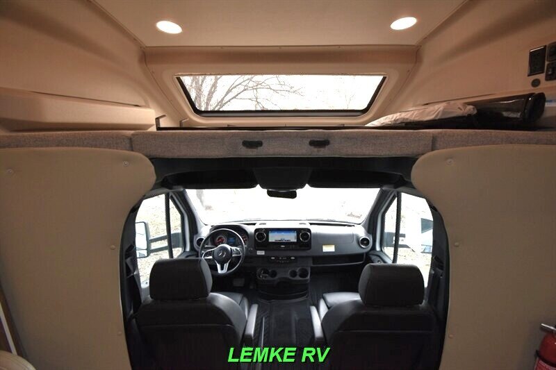 2020 Entegra Qwest 24R   - Photo 15 - Rocklin, CA 95677