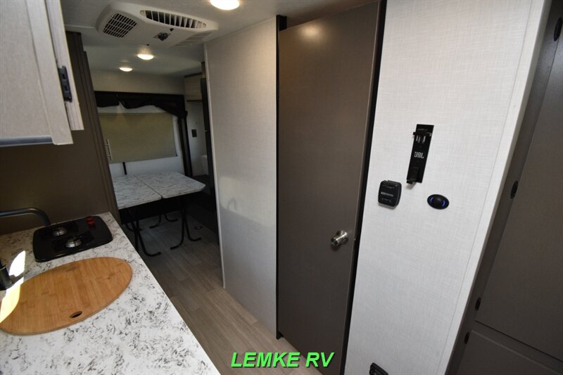 2023 K-Z RV Escape E17 Hatch   - Photo 12 - Rocklin, CA 95677