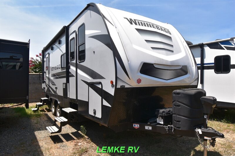 2020 Winnebago Voyage 2427RB   - Photo 1 - Rocklin, CA 95677