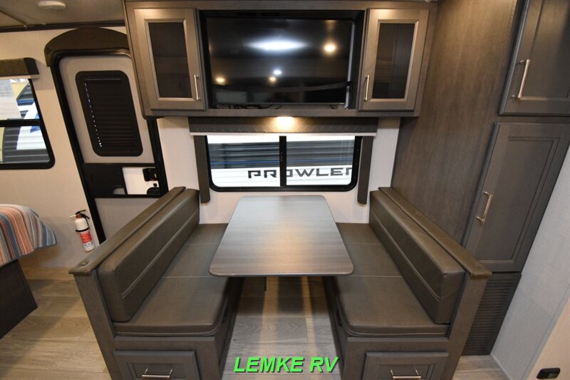 2024 Keystone Cougar 22MLSWE   - Photo 15 - Rocklin, CA 95677