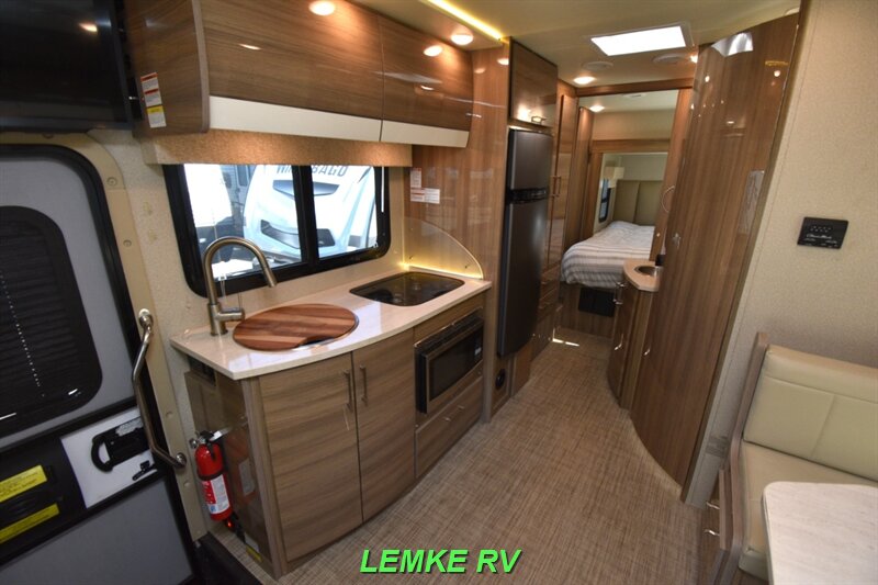 2019 Entegra Qwest 24K   - Photo 10 - Rocklin, CA 95677