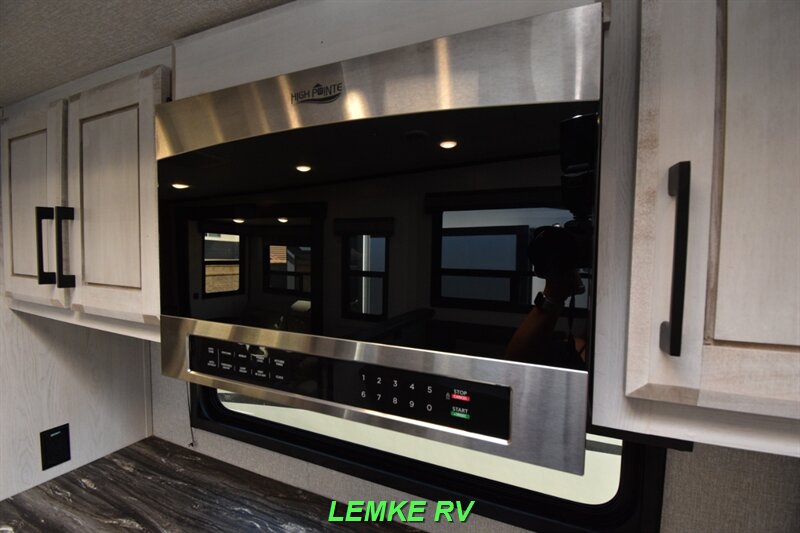 2022 K-Z Durango 290RLT   - Photo 21 - Rocklin, CA 95677