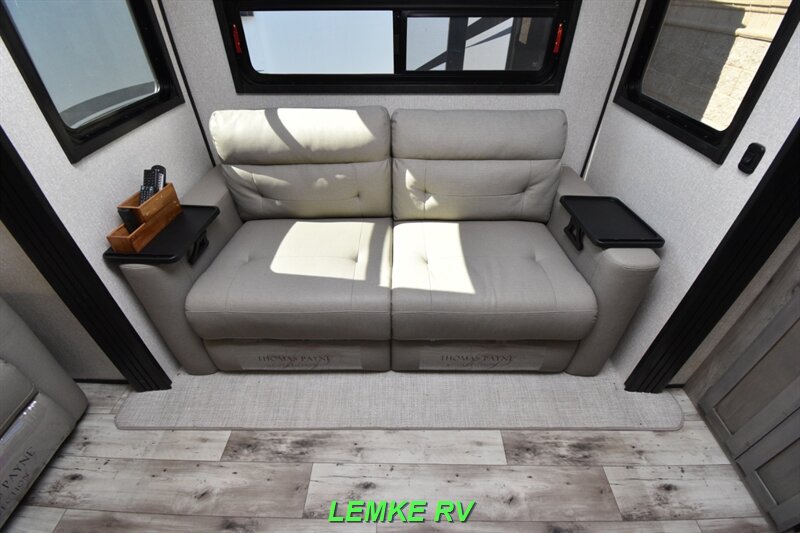 2022 K-Z Durango 290RLT   - Photo 16 - Rocklin, CA 95677