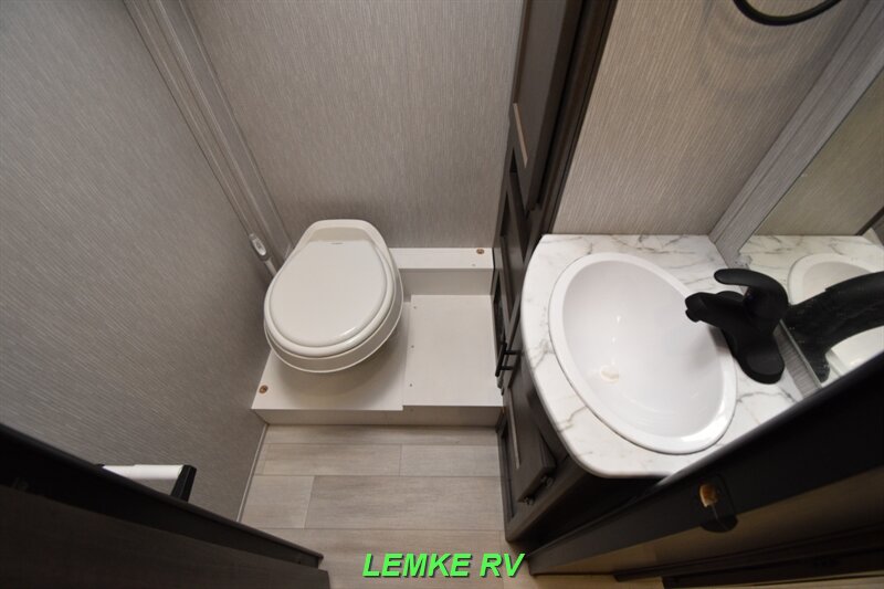 2023 Coachmen Cross Trail 20XG   - Photo 20 - Rocklin, CA 95677